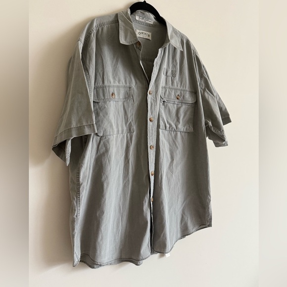Orvis Short Sleeve Button Up Shirt Two Front Pockets 100% Cotton Mens size XL - Picture 2 of 7